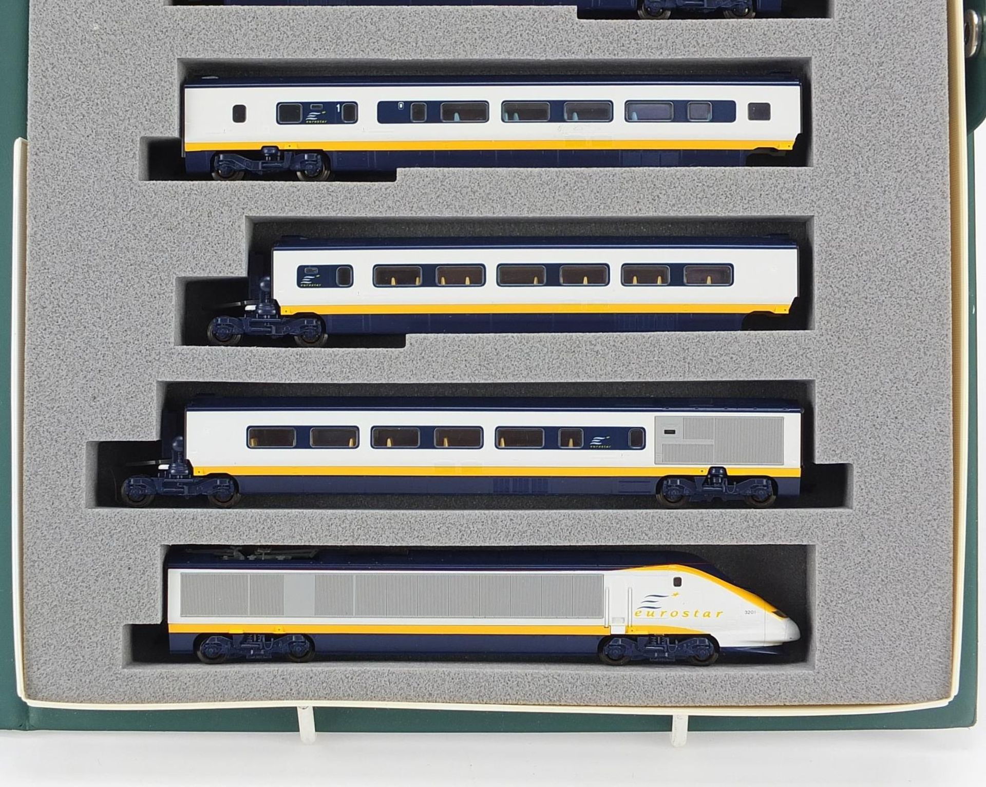 Kato N gauge model railway Eurostar eight car set with box, number 10-327 - Image 3 of 5