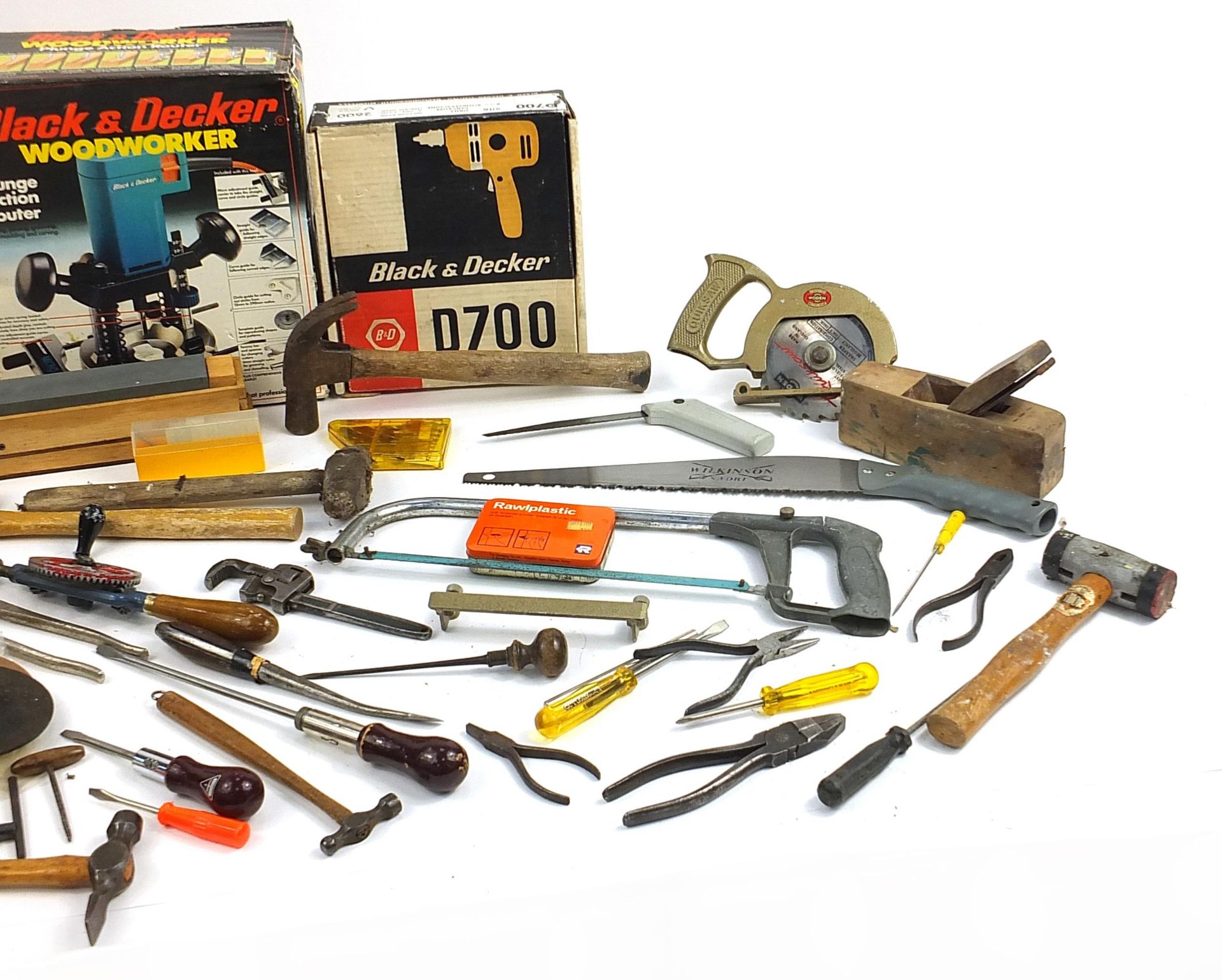 Assorted tools including Black & Decker drills, plunge action router, Wilkinson saw, retro drill - Image 3 of 3