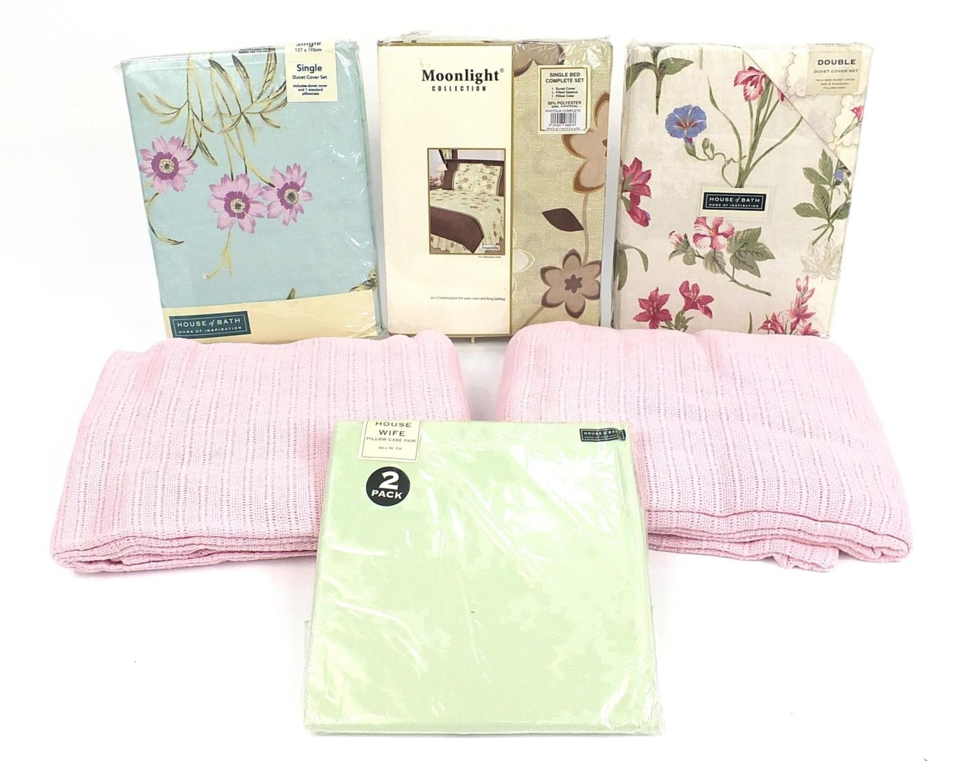 As new double floral duvet cover set, two single floral duvet sets, two green pillow cases and