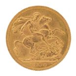 Edward VII 1904 gold sovereign - this lot is sold without buyer's premium