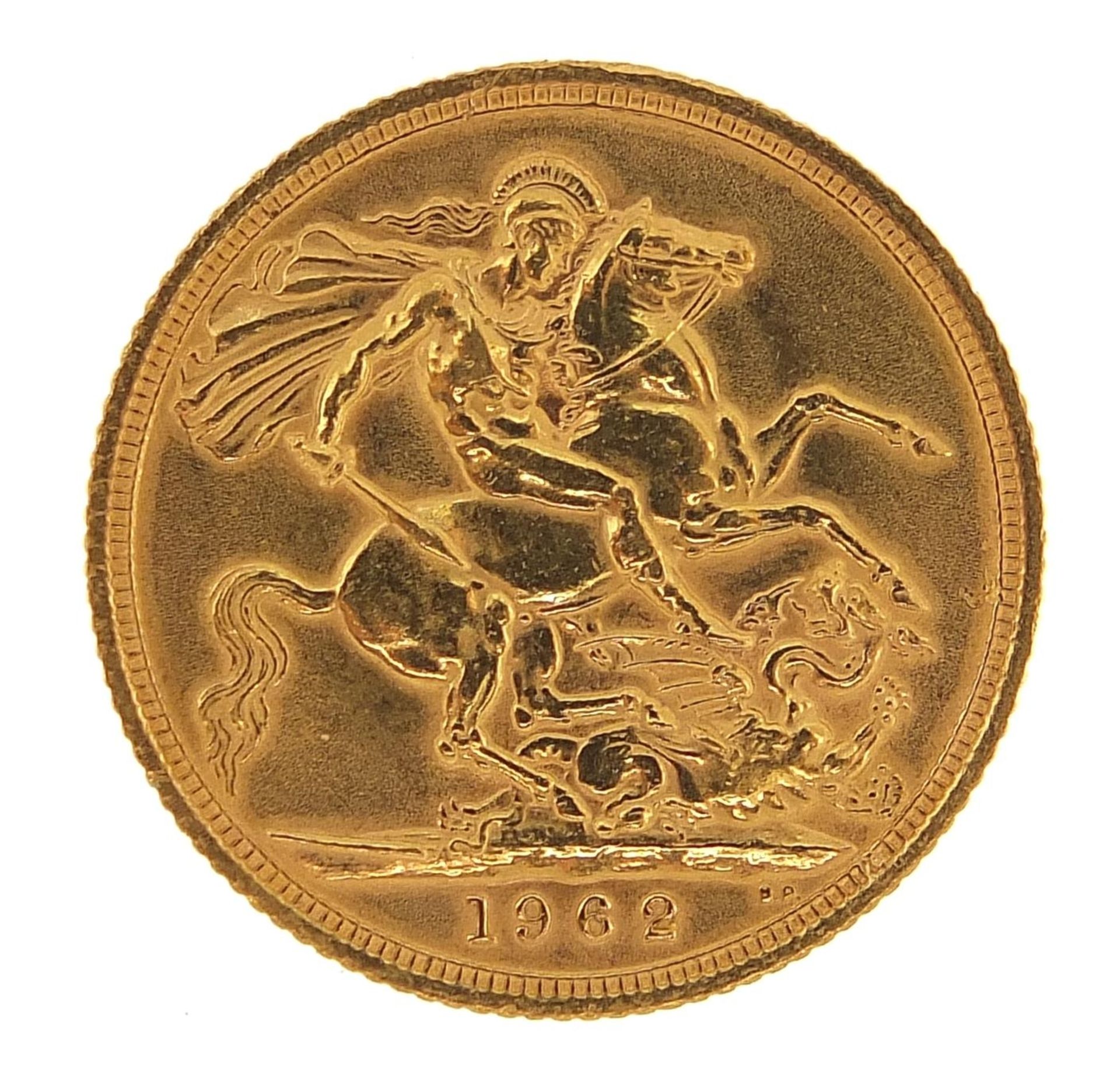Elizabeth II 1962 gold sovereign - this lot is sold without buyer's premium