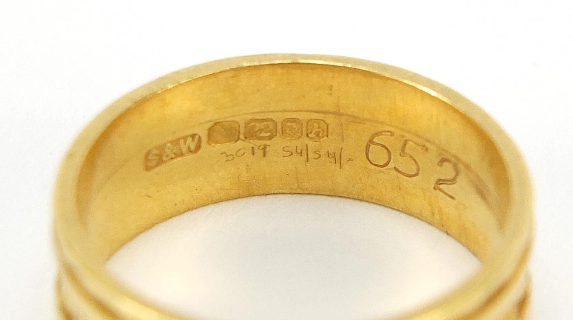 22ct gold wedding band, London 1963, size K/L, 6.0g this lot is sold without buyer's premium - Bild 3 aus 3