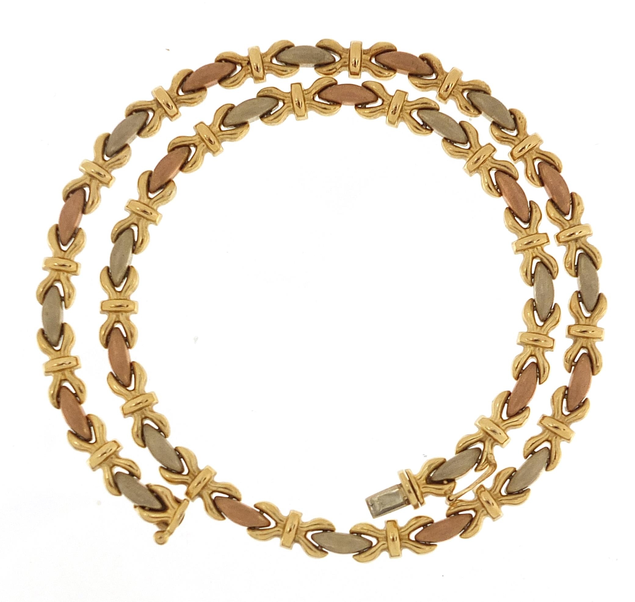 9ct three tone gold necklace, 40cm in length, 22.0g - this lot is sold without buyer's premium - Image 2 of 4