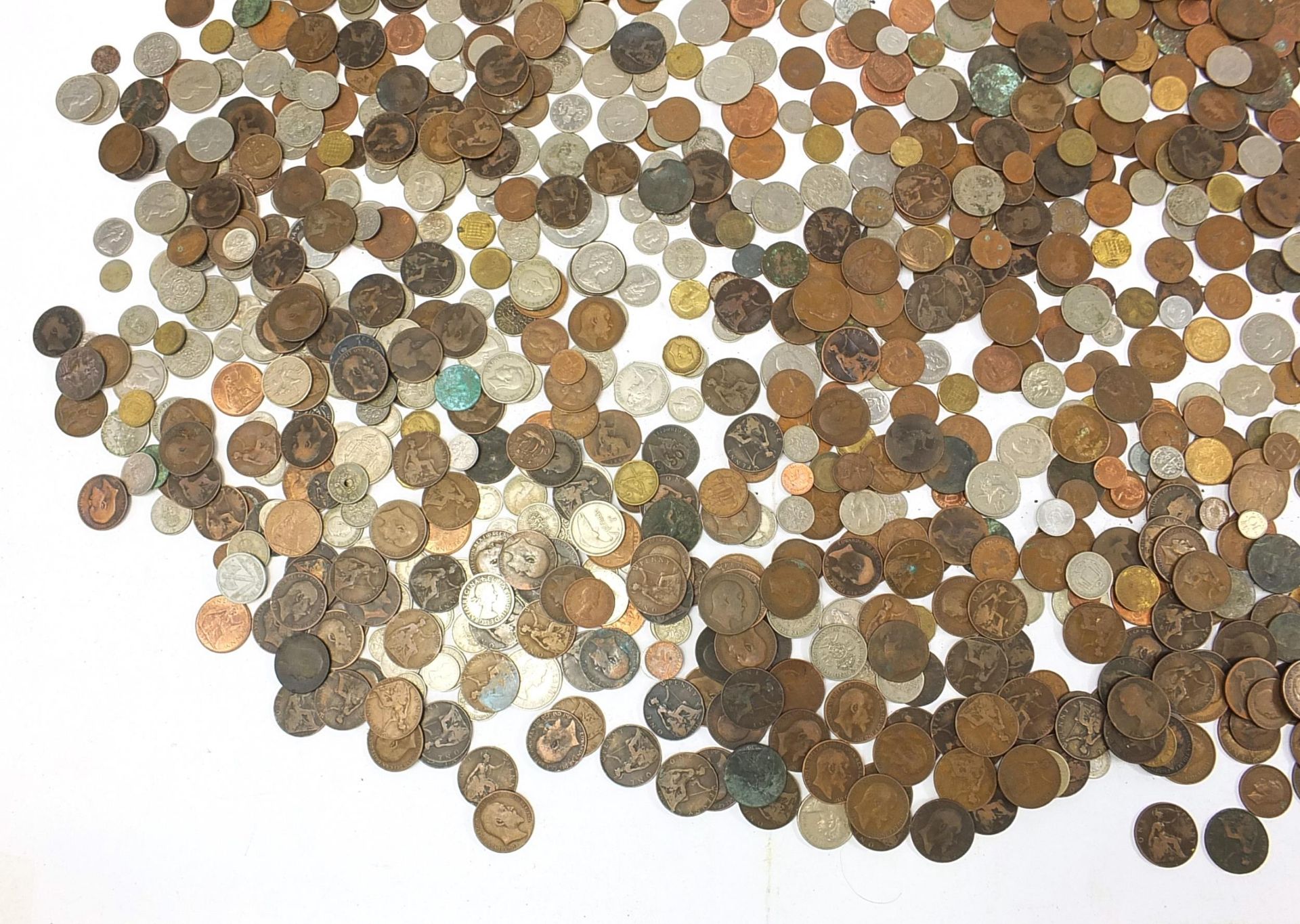 Extensive collection of antique and later British and world coinage - Image 9 of 12