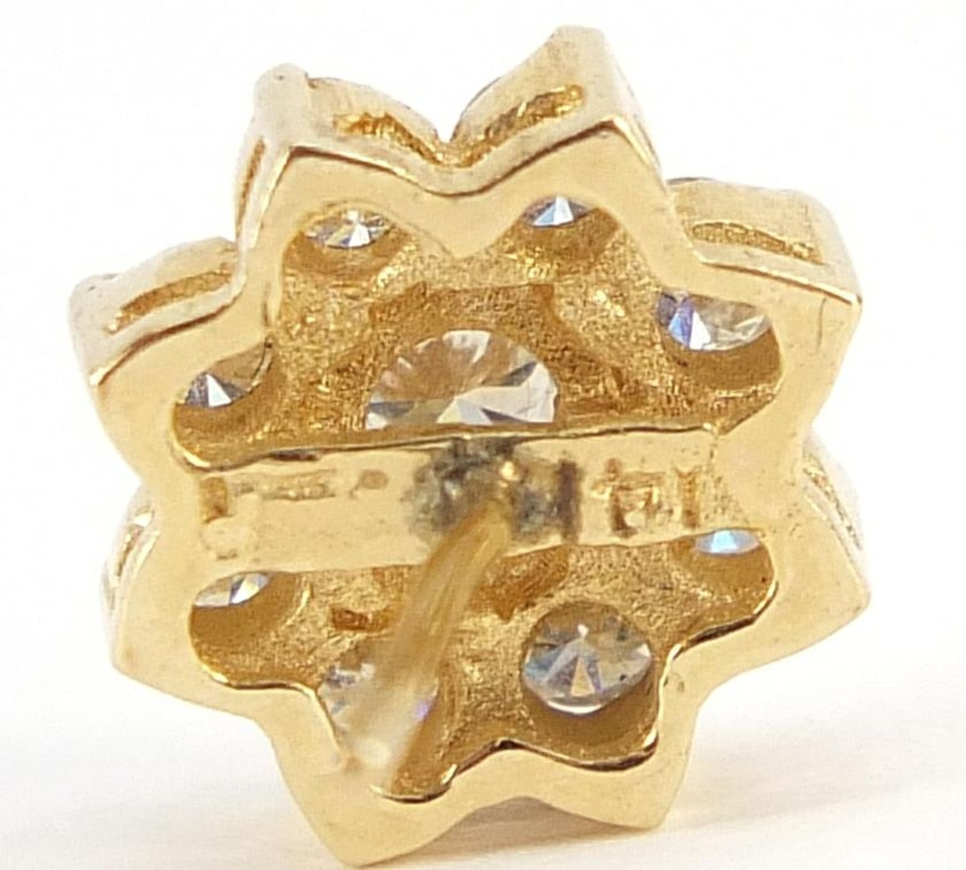 14ct gold diamond flower head stud earrings, the largest diamond approximately 3.7mm in diameter, - Image 3 of 3