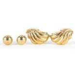 Two pairs of gold earrings comprising 14ct gold ball stud earrings 0.8g and a pair of 9ct gold