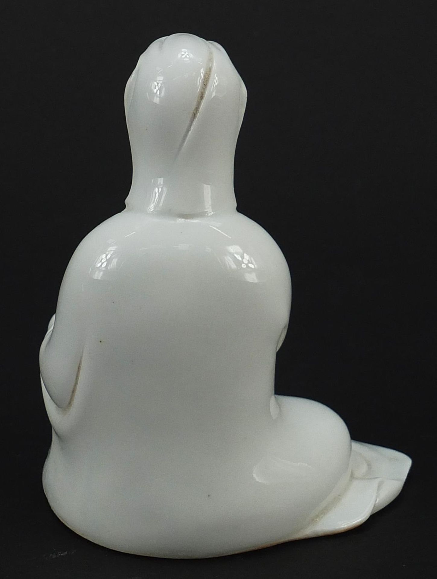 Chinese porcelain figure of Guanyin having a blanc de chine glaze, 12.5cm high - Image 2 of 3