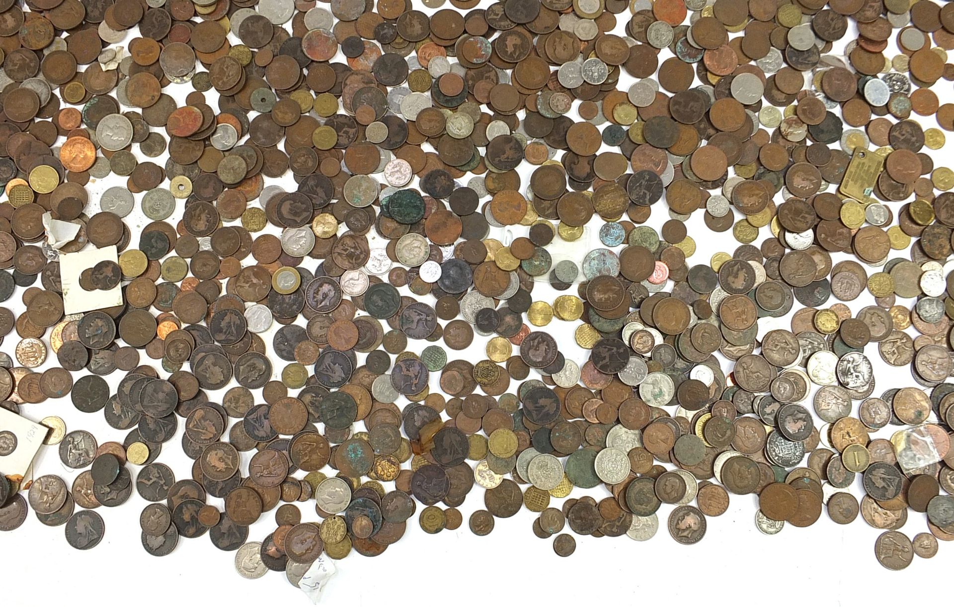 Extensive collection of antique and later British and world coinage - Image 11 of 12