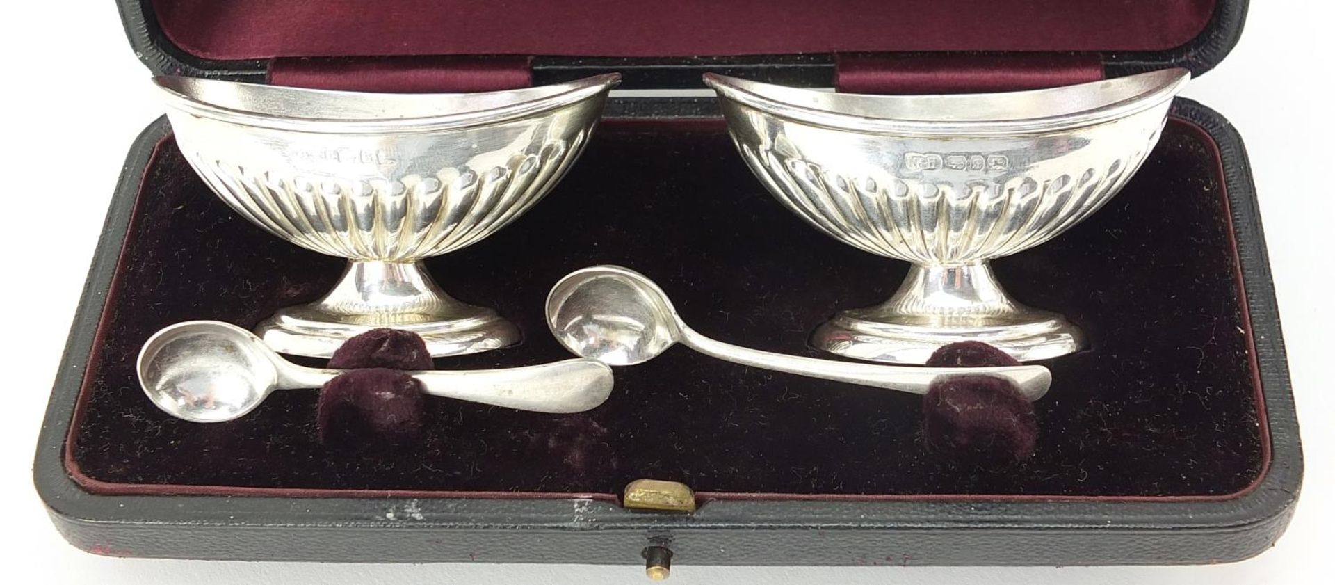 Nathan & Hayes, Pair of Victorian silver salts with a silver spoon and matched silver plated spoon - Image 2 of 4