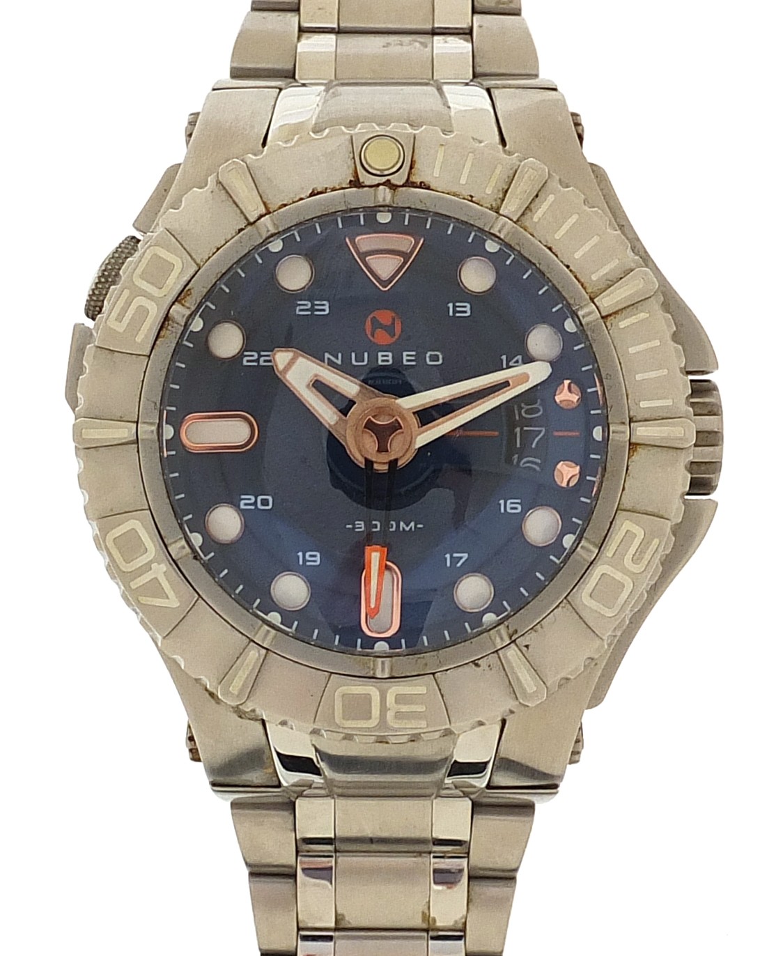 Nubeo gentlemen's WR 300 metre automatic wristwatch with box and paperwork, 50mm in diameter