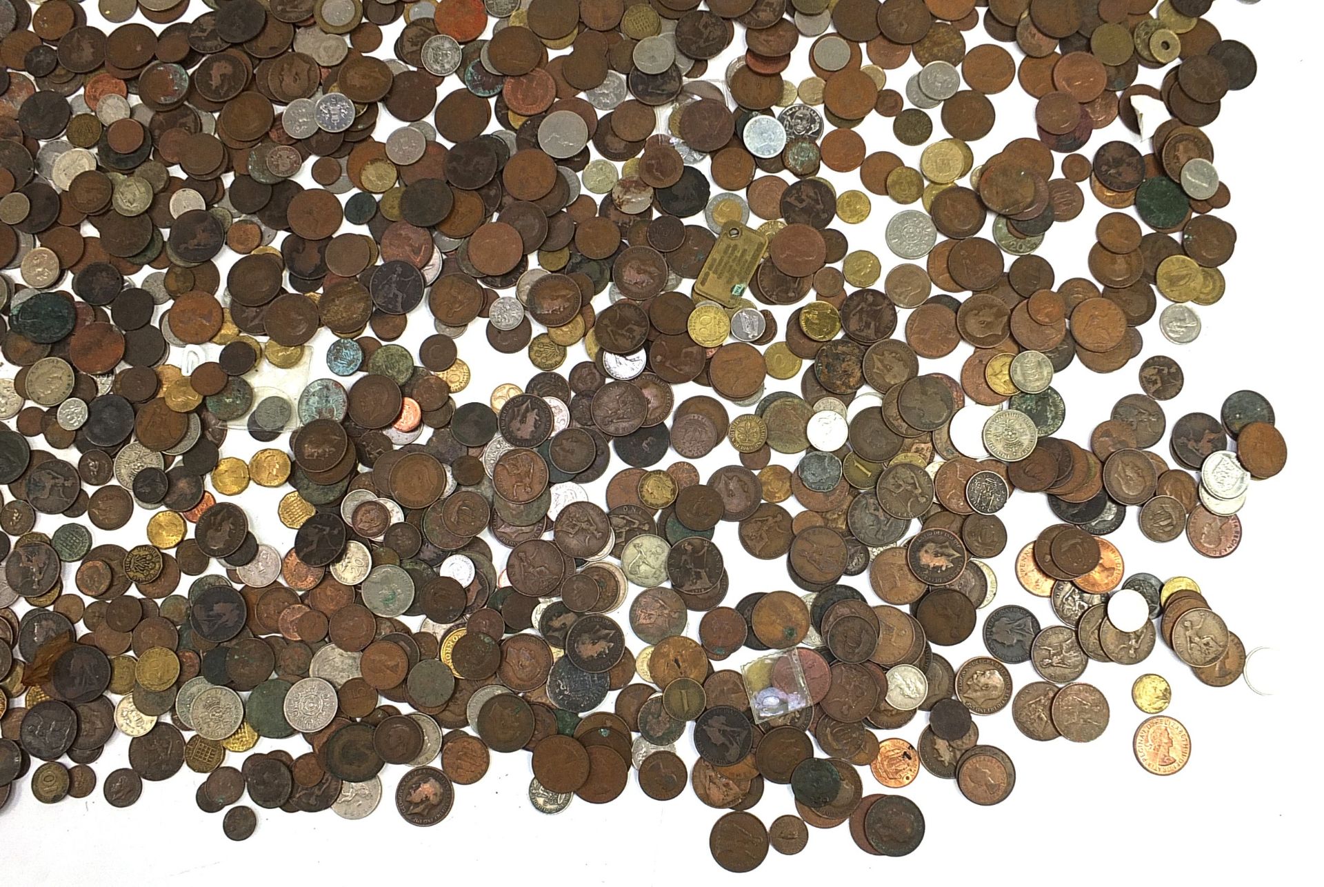 Extensive collection of antique and later British and world coinage - Image 12 of 12