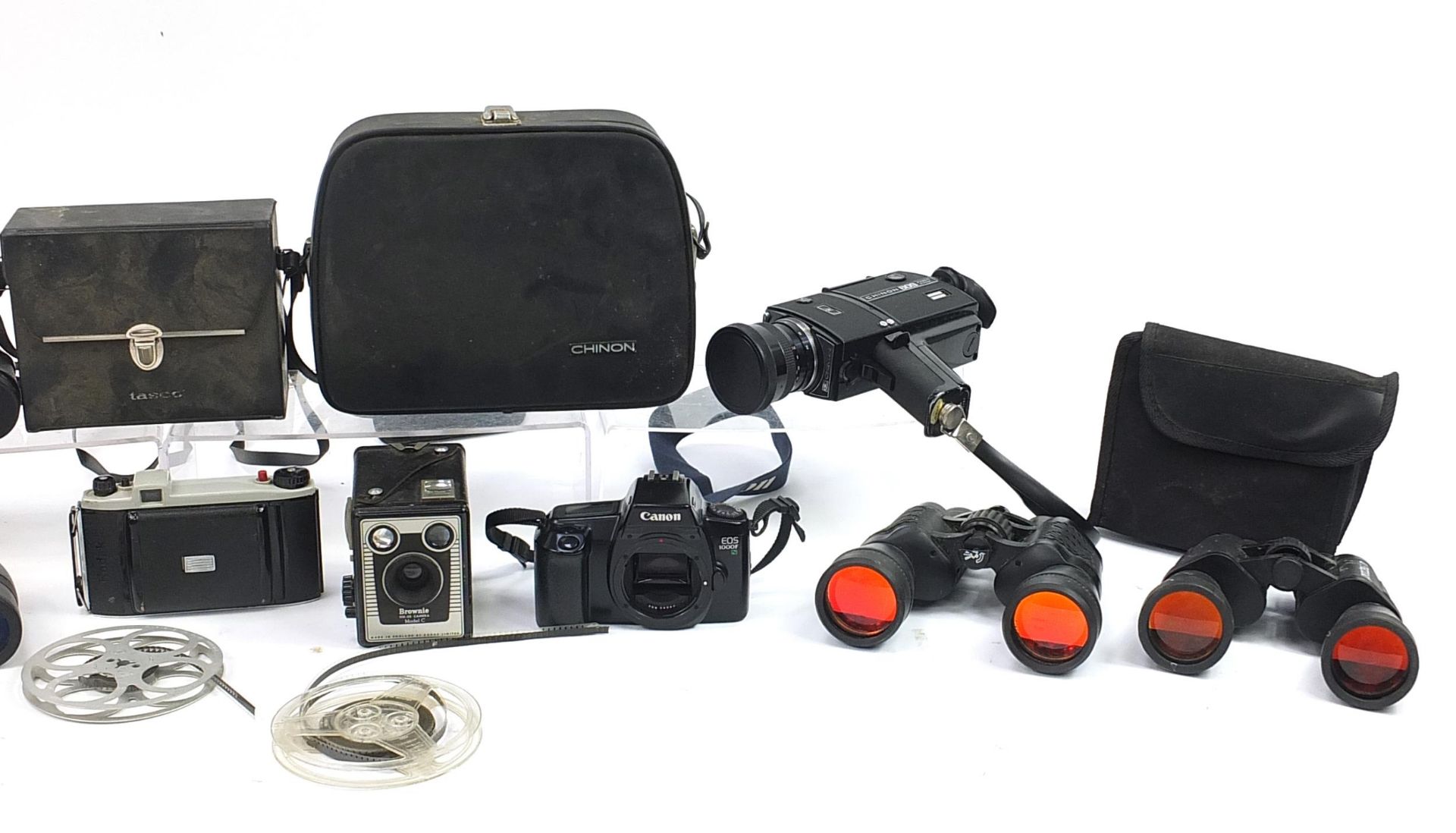 Vintage and later cameras, lenses and binoculars including Breaker 7X50, Halina 20 x 50, Tasco and - Image 3 of 3