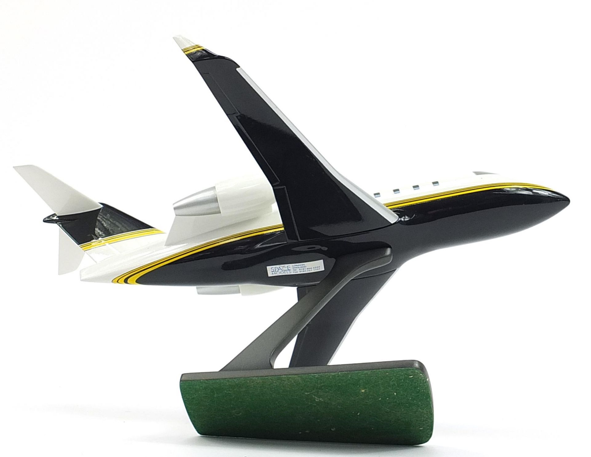 Aviation interest 1/50th scale model of Bombardier Challenger 604 Private Business Jet by Space - Image 3 of 4