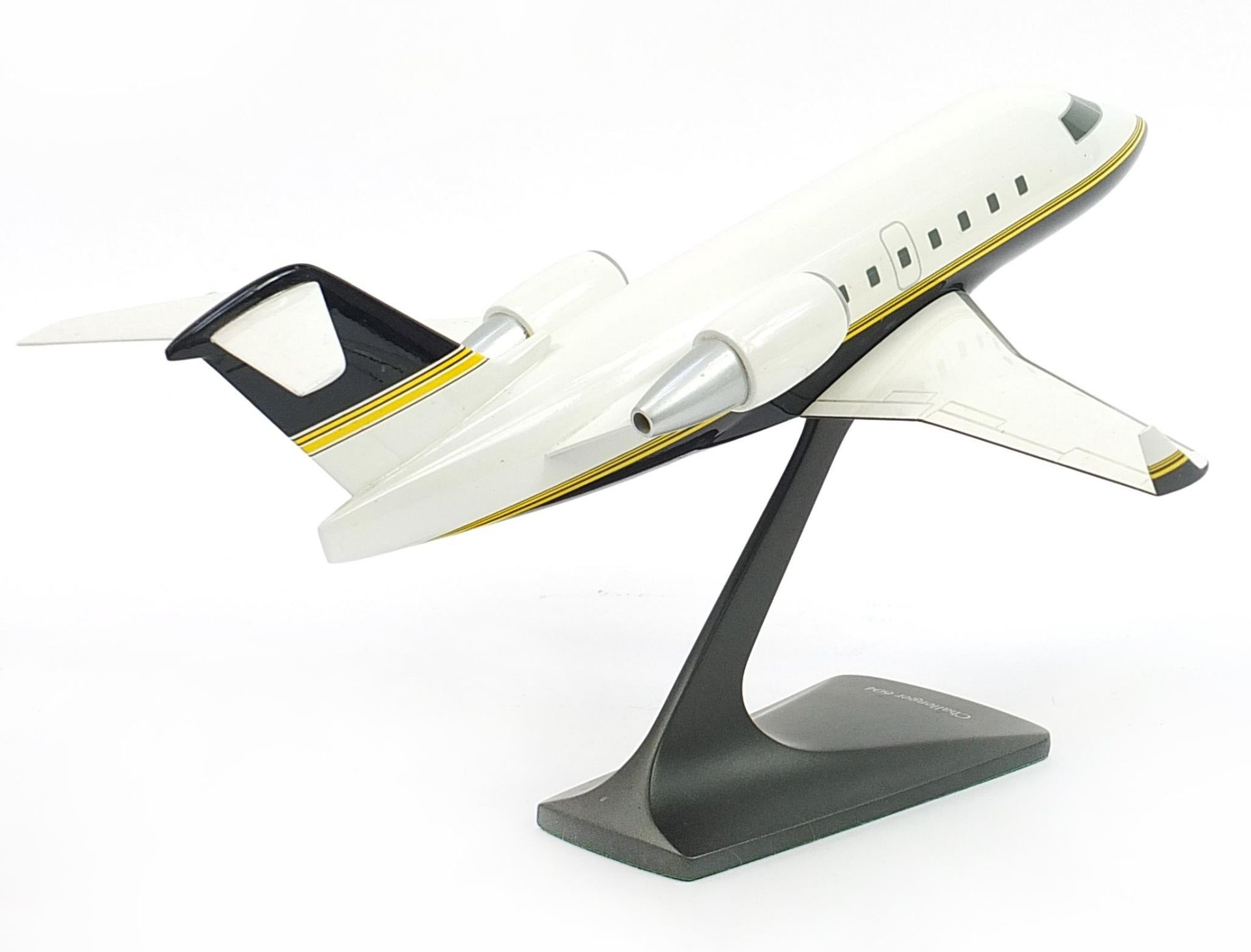 Aviation interest 1/50th scale model of Bombardier Challenger 604 Private Business Jet by Space - Image 2 of 4