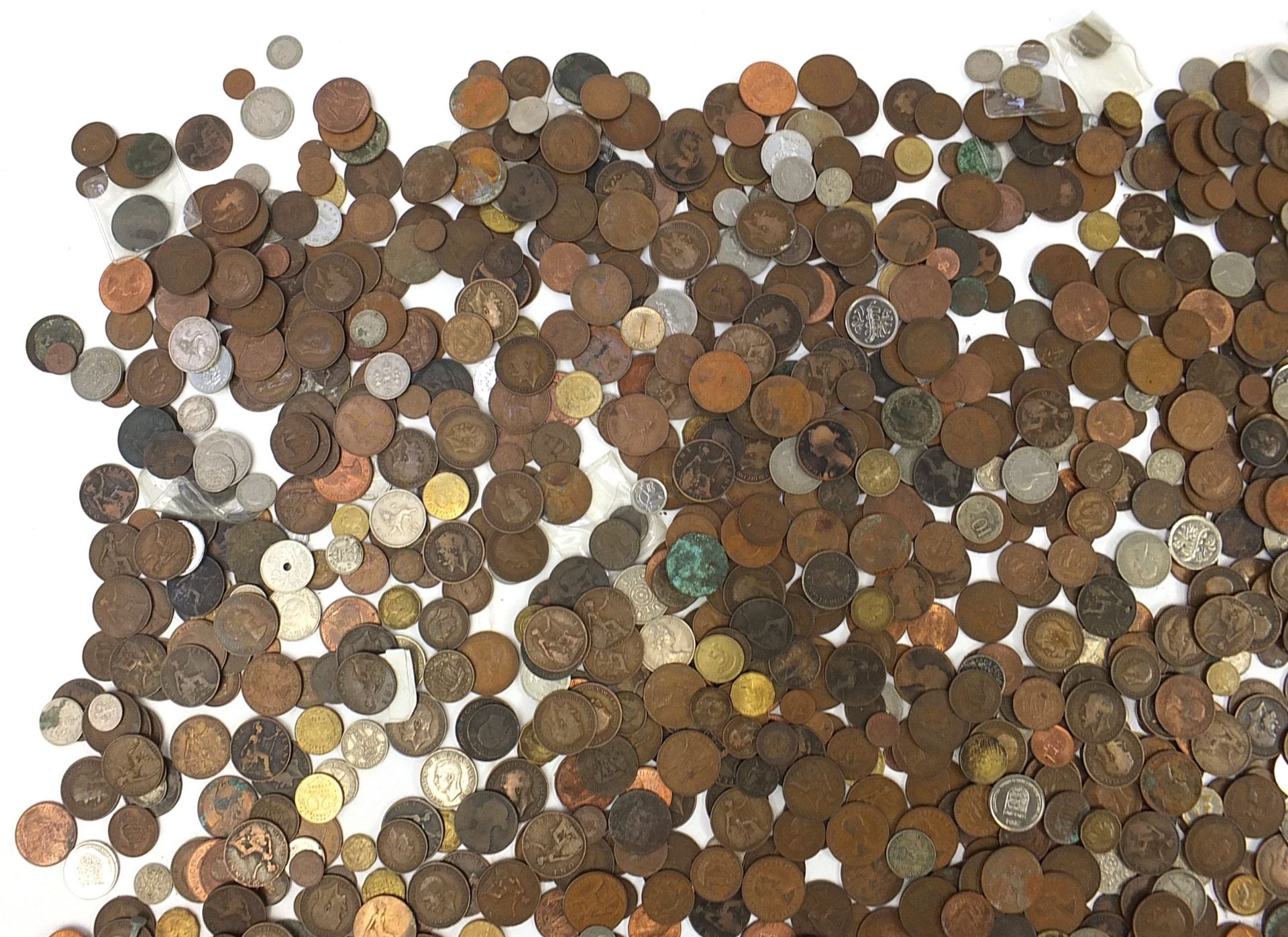Extensive collection of antique and later British and world coinage - Image 2 of 12