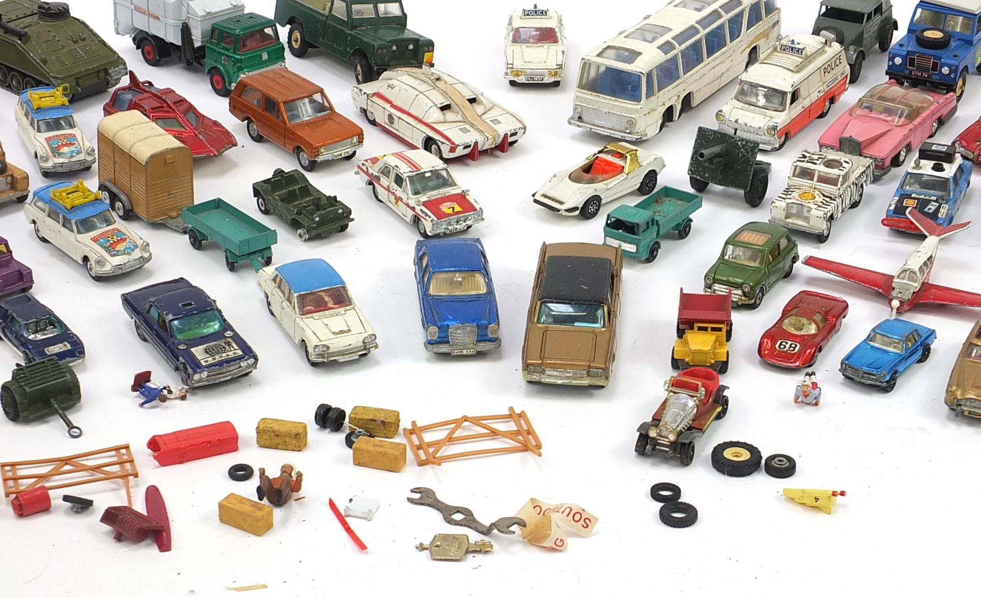 Collection of vintage diecast vehicles including Dinky, Britains and Corgi - Image 6 of 7