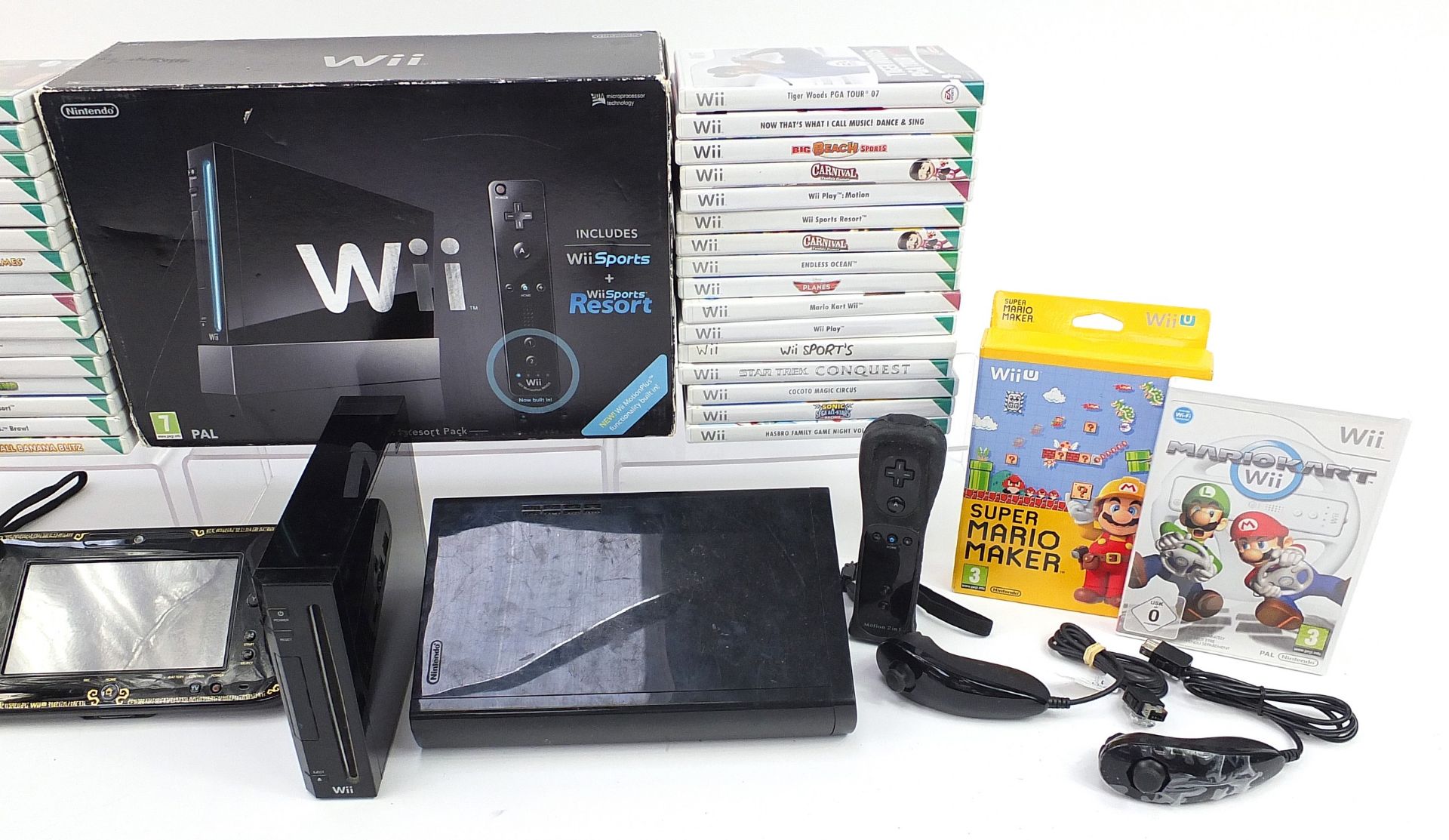 Nintendo Wii games console and Nintendo Wii U games console with a collection of games and - Image 3 of 3