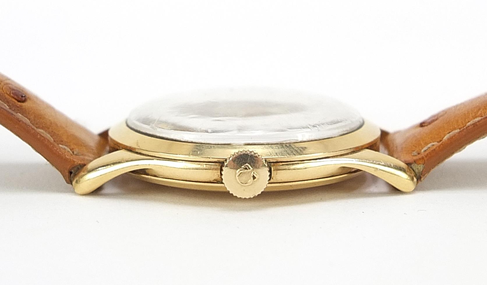 Omega, gentlemen's 18ct gold manual wind wristwatch with subsidiary dial, the movement numbered - Image 4 of 6