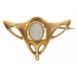 Art Nouveau 15ct gold cabochon opal brooch, 3.5cm wide, 3.6g