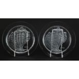 Pair of Lalique 1972 shell plates etched Lalique France, each 21.5cm in diameter