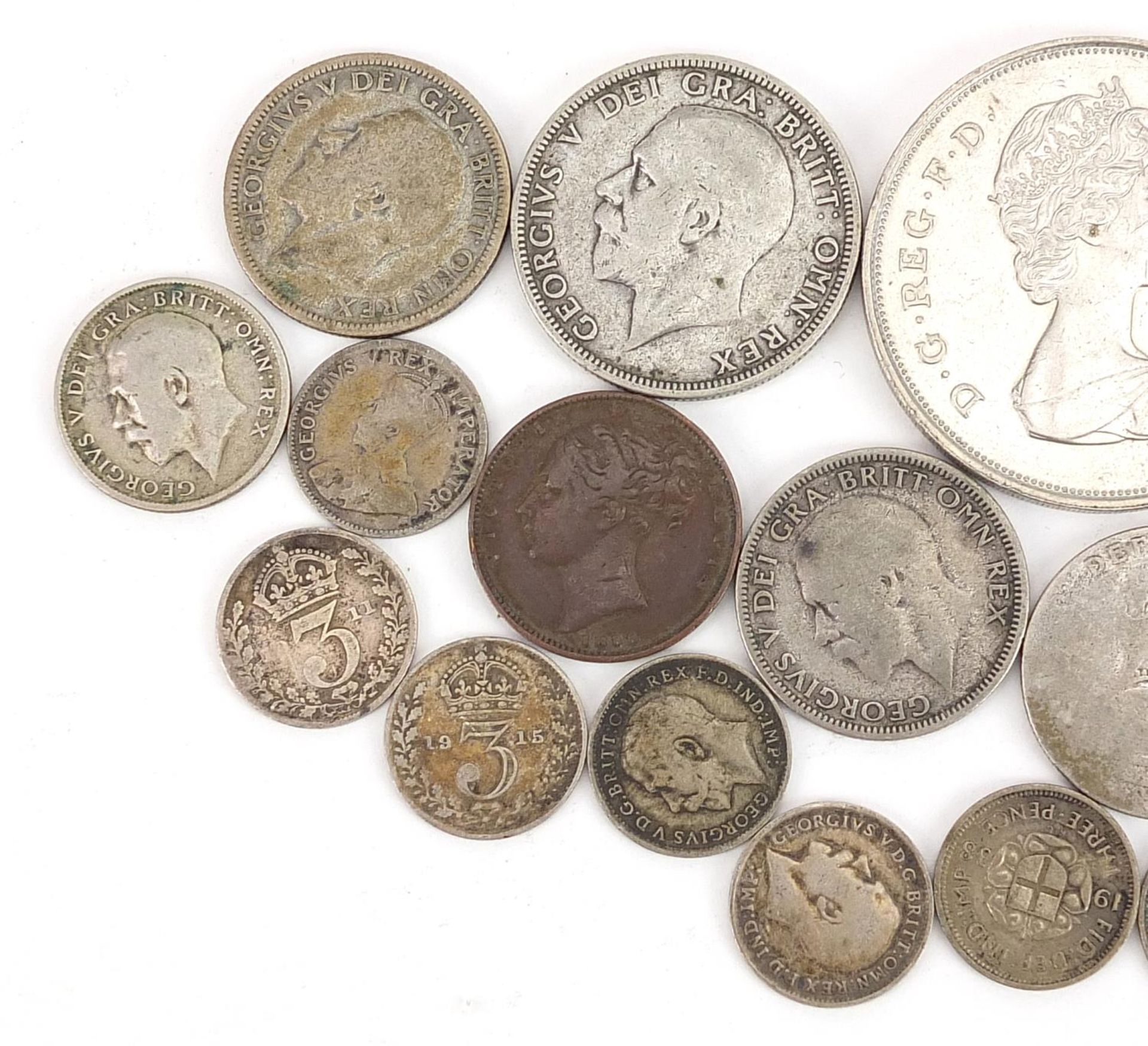 17th century and later British and world coinage including florins and shillings - Bild 2 aus 3