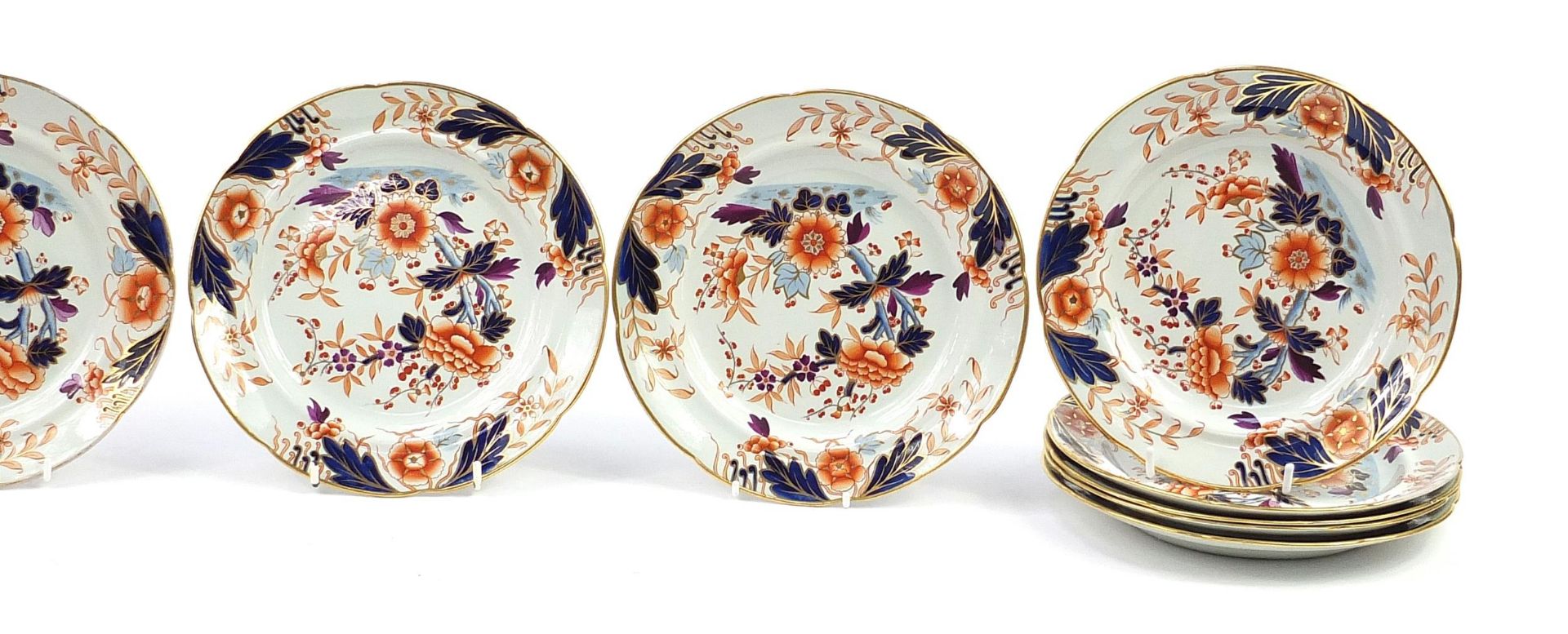 Fourteen Davenport Imari pattern stone china plates hand painted and gilded with flowers, 22cm in - Bild 3 aus 4