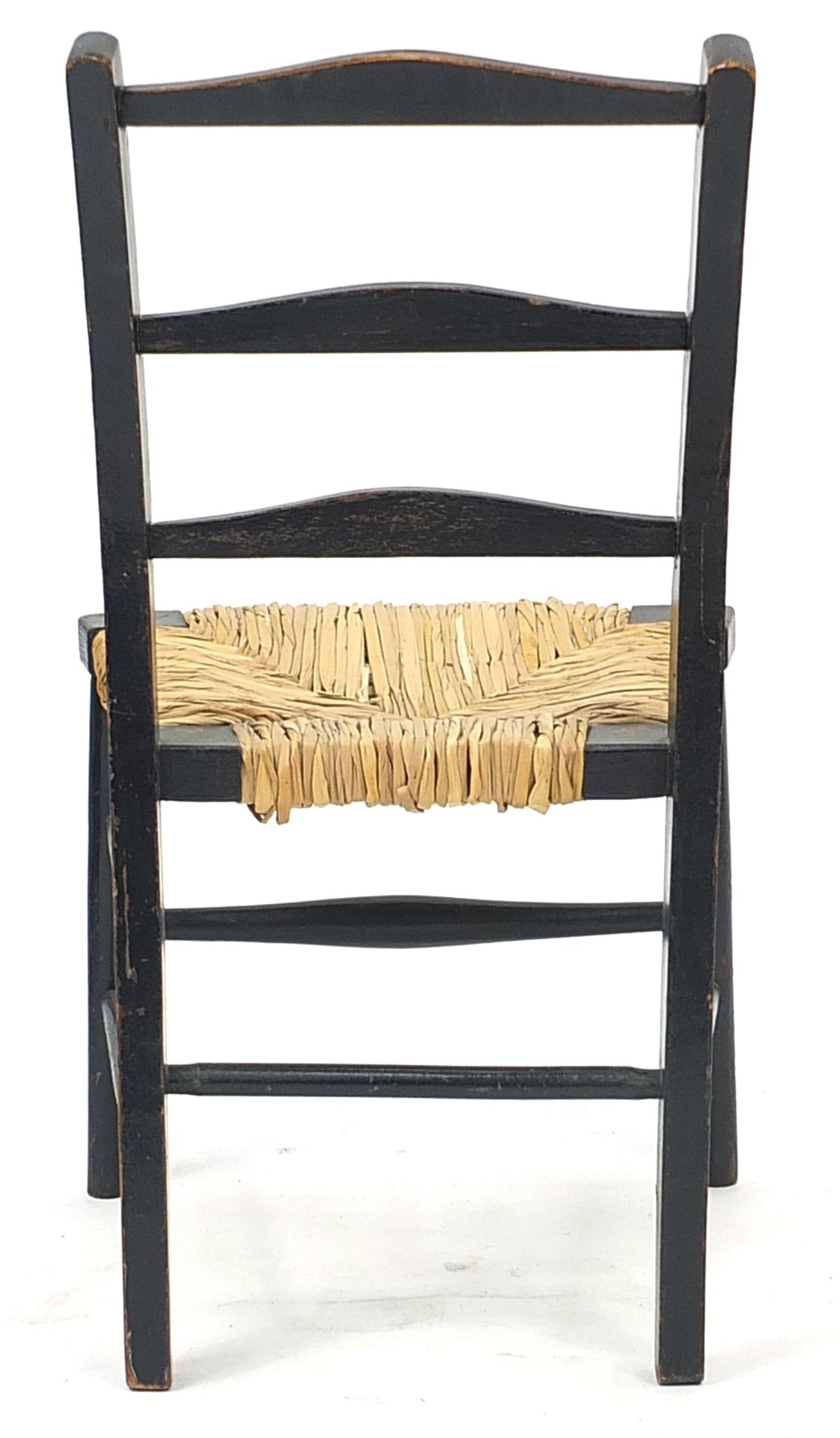 Chinese black lacquered chinoiserie child's chair with wicker seat, 63cm high - Image 4 of 4