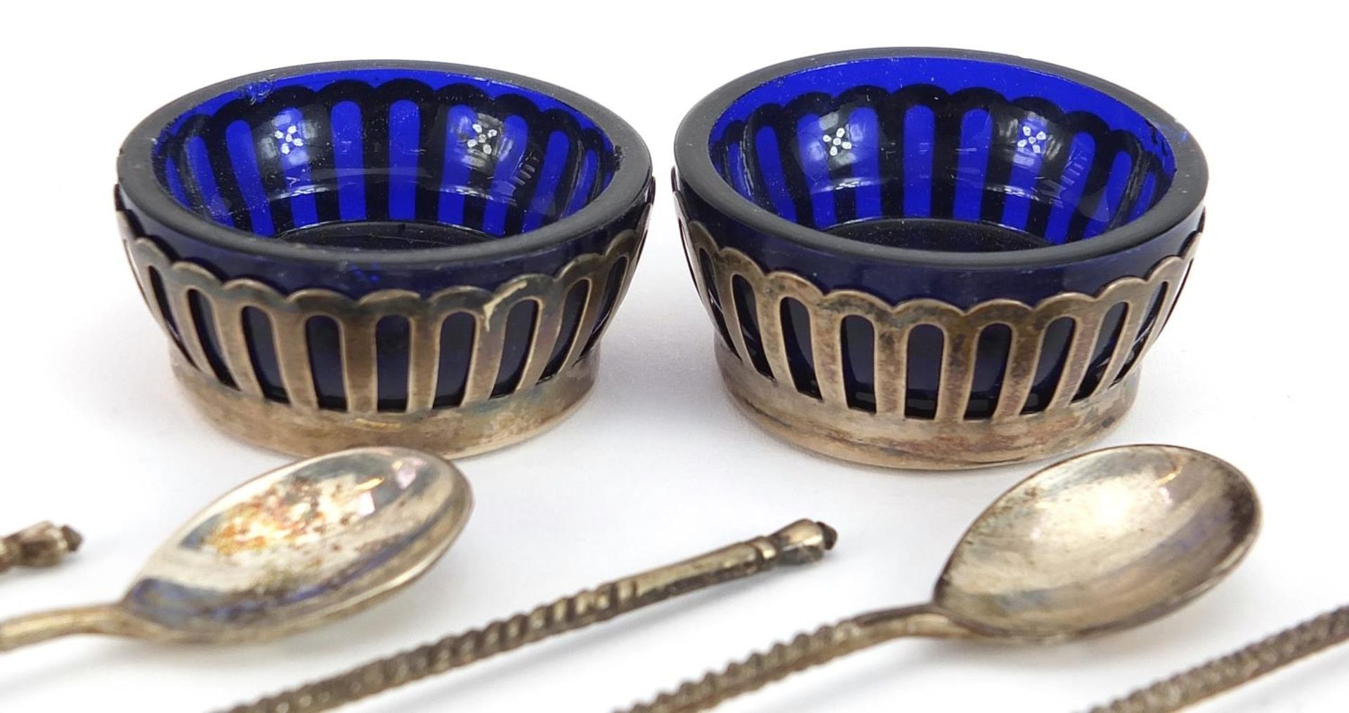 Pair of sterling silver open salts with blue glass liners and spoons and a set of six 800 grade - Image 2 of 5