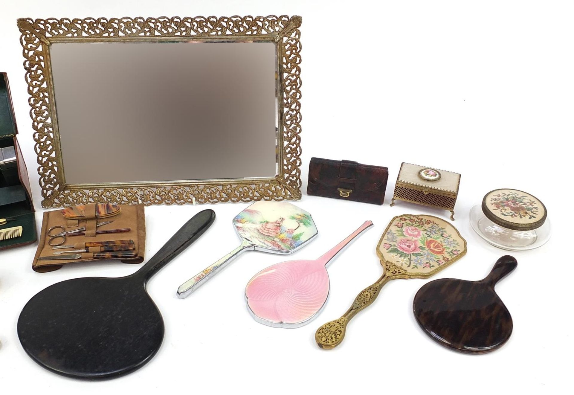 Collection of vintage dressing table objects, travelling vanity case and faux tortoiseshell manicure - Image 3 of 3