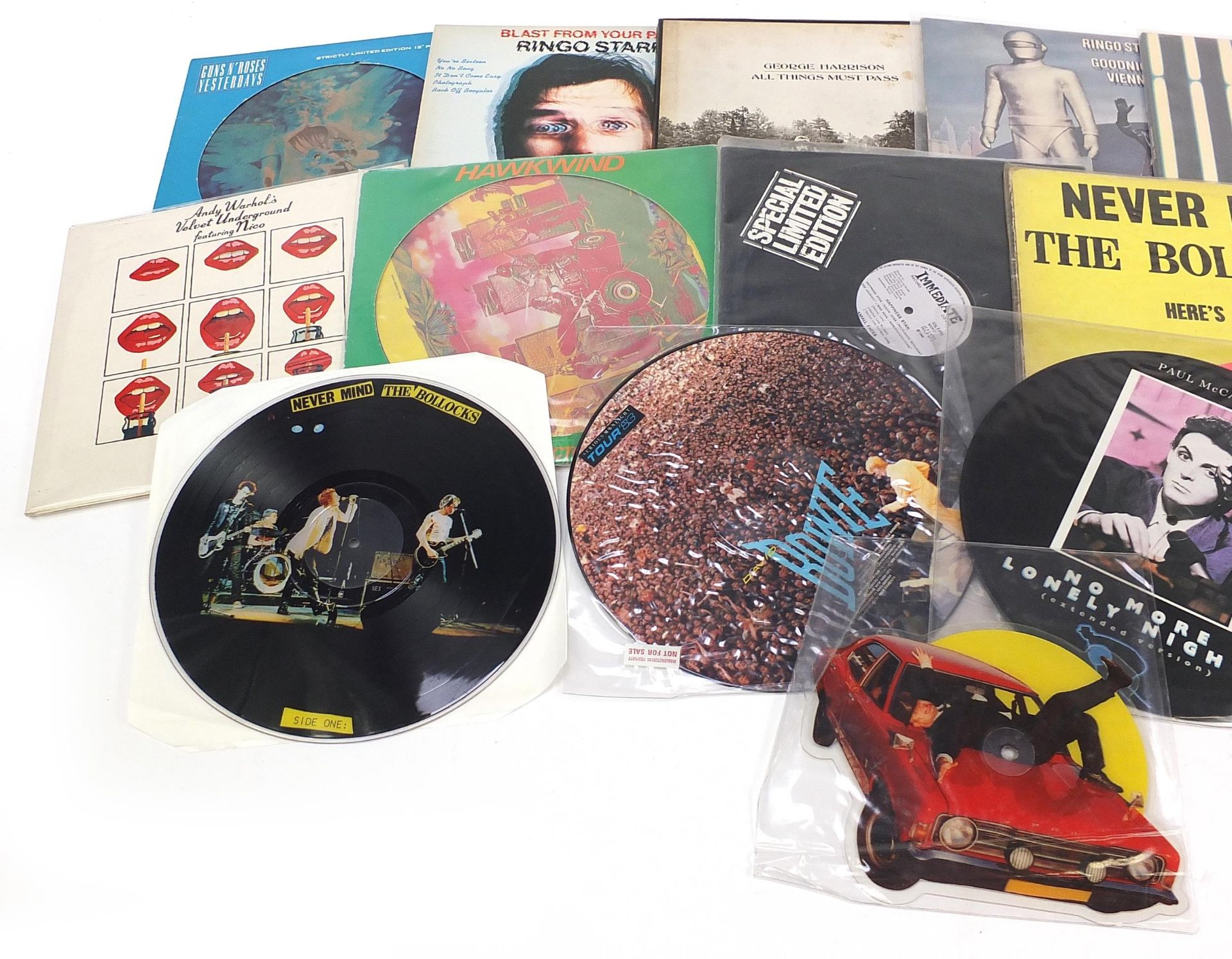 Vinyl LP records and picture discs including The Sex Pistols, Guns & Roses and David Bowie - Bild 2 aus 3