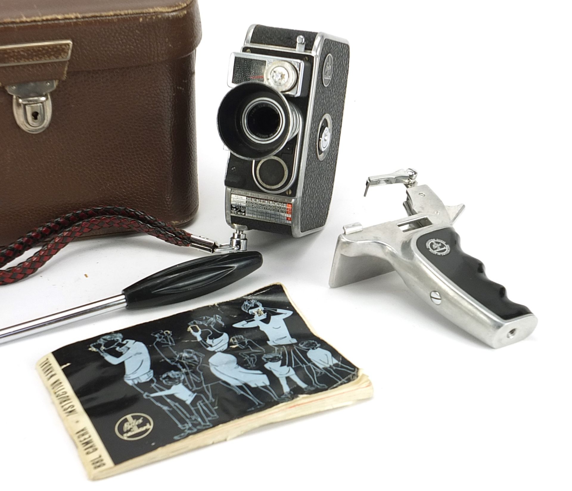 Bolex Paillard B8L camera with handle, case and instuctions, the case 20cm wide - Image 3 of 6