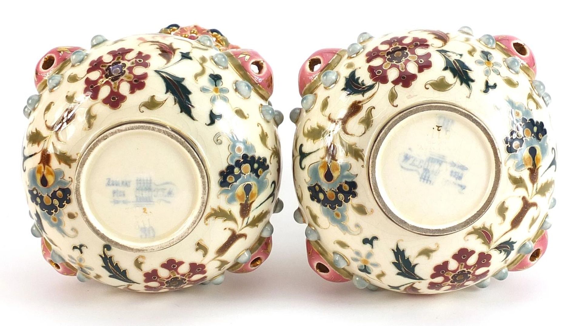 Zsolnay Pecs, pair of Hungarian pottery vases with pierced rims hand painted with stylised - Bild 4 aus 5
