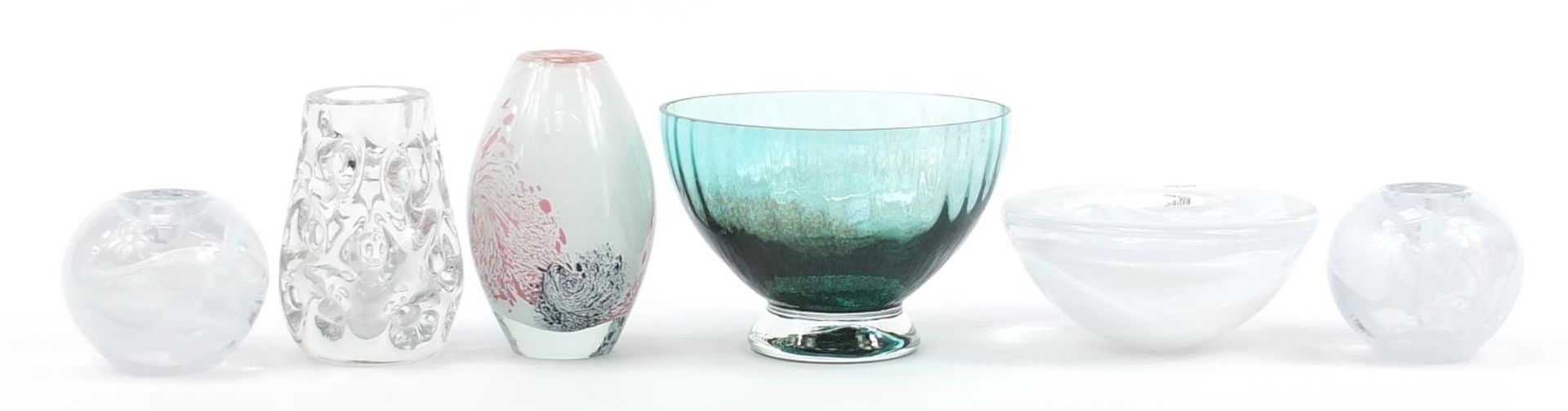 Art glassware including a pair of Kosta Boda candleholders, Mdina vase and large Caithness bowl, the