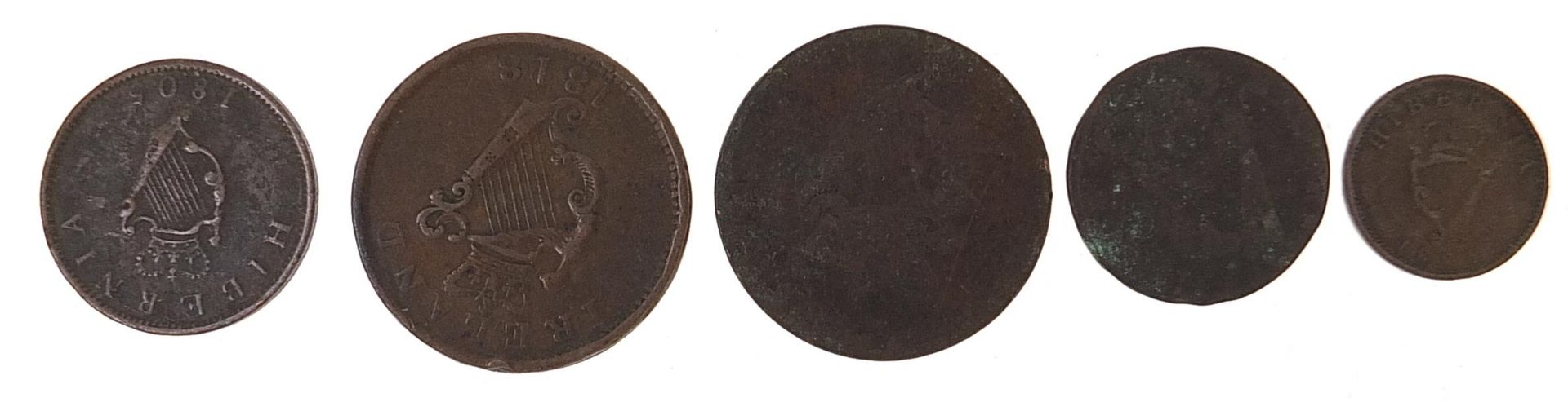 17th century and later Irish coinage including 1681 halfpenny - Bild 4 aus 4