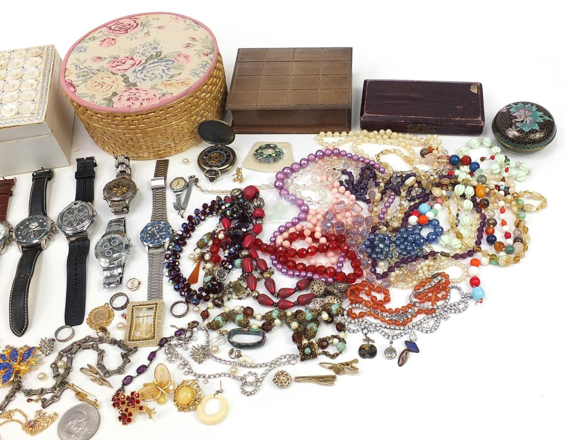 Vintage and later costume jewellery and wristwatches including necklaces, brooches, earrings and - Image 4 of 4