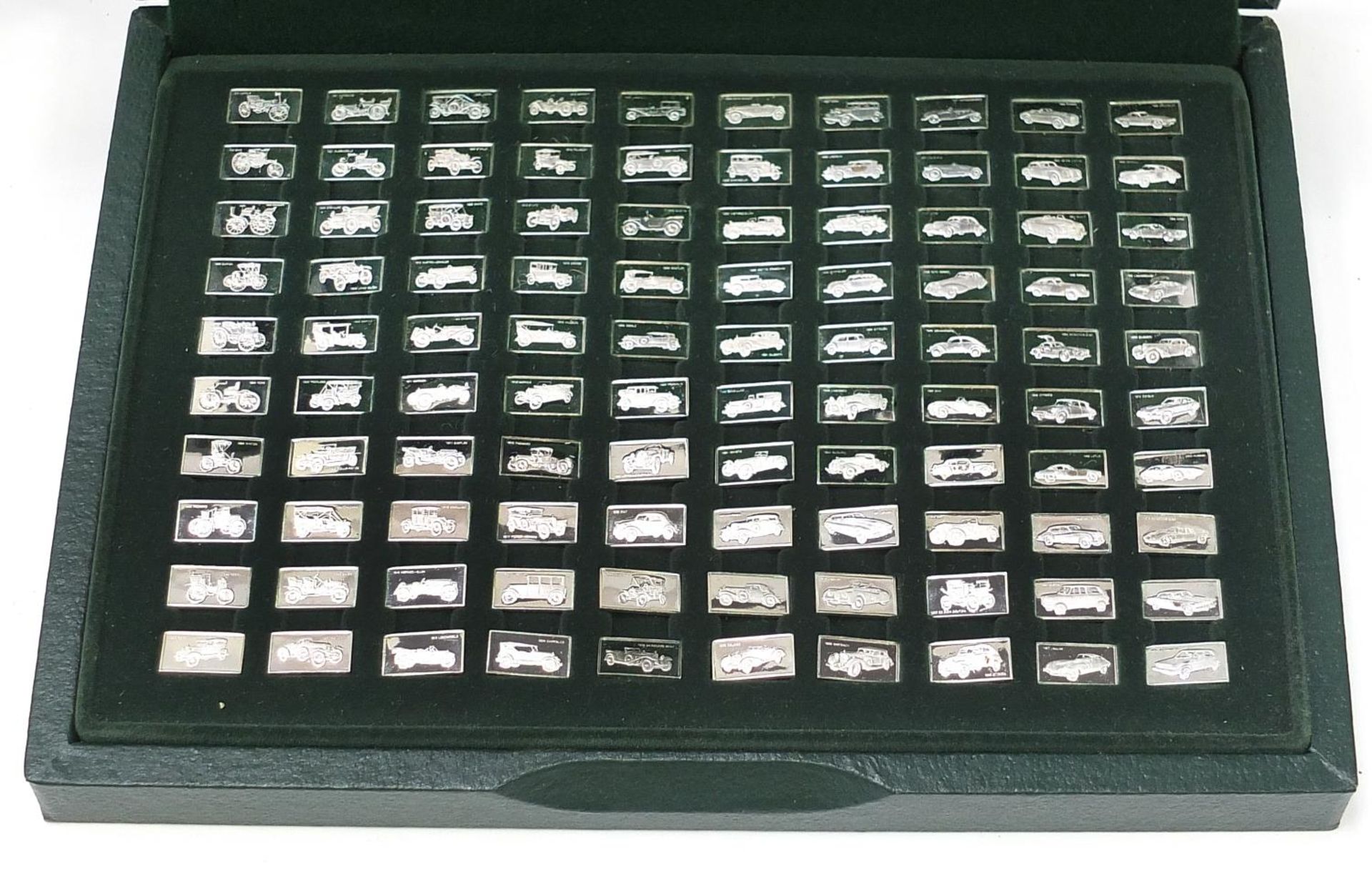 John Pinches cased set of 100 Greatest Cars silver miniature ingot Collection with vehicle detail - Bild 2 aus 3