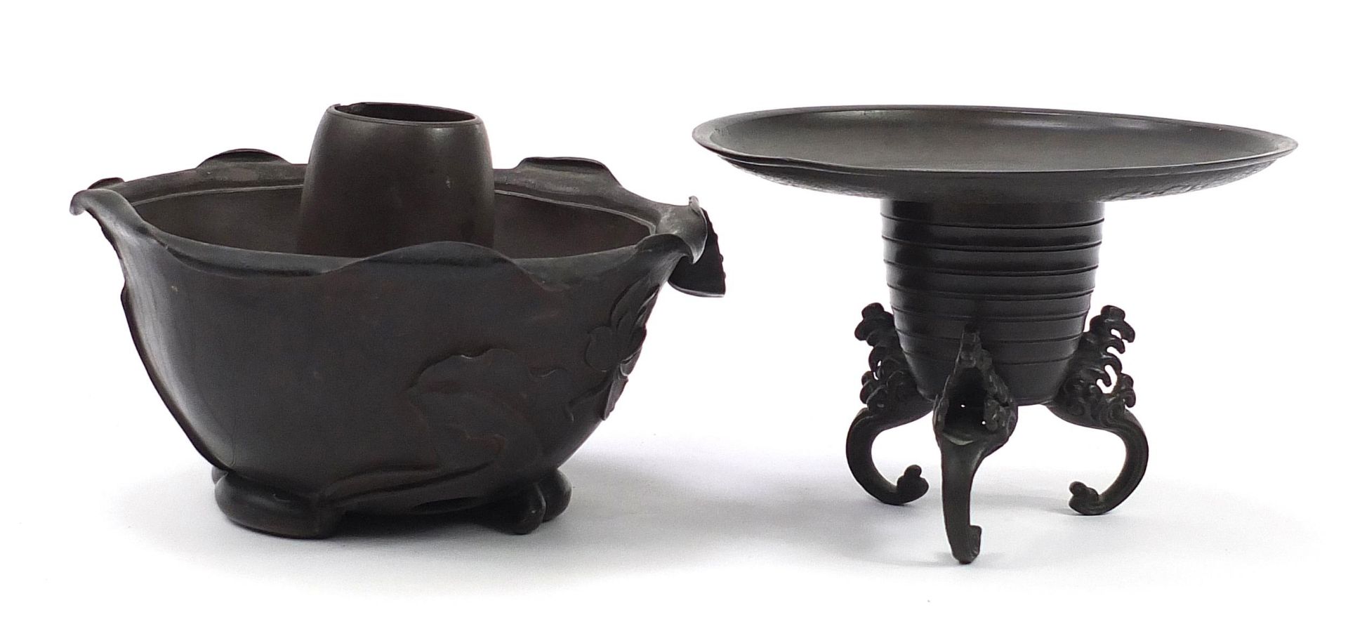 *WITHDRAWN*Japanese tripod incense burner and a pottery warmer, the largest 22.5cm in diameter - Bild 2 aus 3