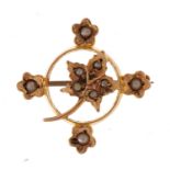 10ct gold seed pearl brooch, 2.2cm wide, 1.5g