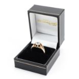 9ct gold cubic zirconia gentlemen's solitaire ring, size S, 3.1g