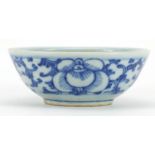 Chinese blue and white porcelain footed bowl hand painted with foliage, 18cm in diameter
