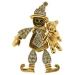 9ct gold diamond clown pendant with sapphire eyes, 3.3cm high, 4.4g