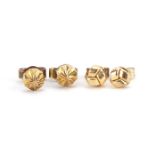 Two pairs of 9ct gold stud earrings, each 4mm in diameter, total 0.8g