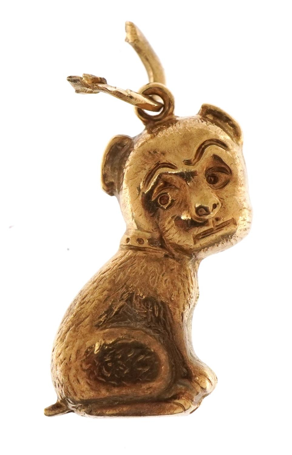 9ct gold Bonzo dog charm, 1.9cm high, 0.8g