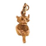 15ct gold imp charm, 1.8cm high, 2.5g