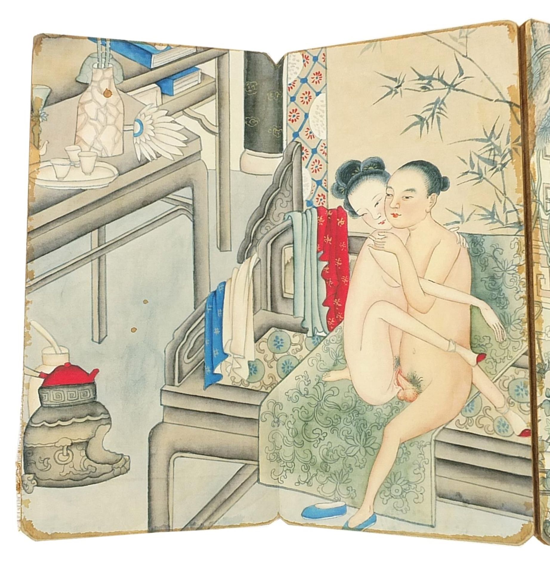 Chinese folding book depicting erotic scenes - Image 2 of 8