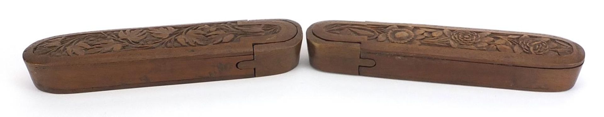 Pair of Islamic wooden pen boxes carved with leaves and flowers, each 24.5cm in length - Image 3 of 4
