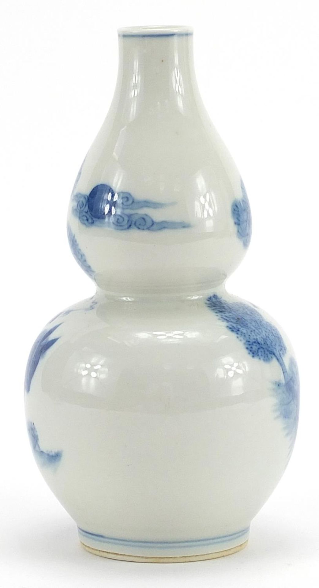 Chinese blue and white porcelain double gourd vase hand painted with figures on a bridge and on - Bild 2 aus 3