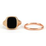 9ct gold black onyx signet ring and a 9ct rose gold wedding band, sizes O and P, 5.5g