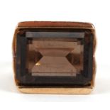 Unmarked gold smoky quartz ring, (tests as 9ct gold) size O, 8.3g