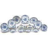 Copeland Spode Heron dinnerware including a pair of lidded tureens and dinner plates, the largest